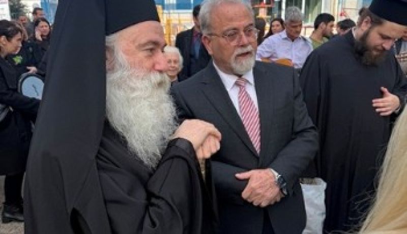 Χριστουγεννιάτικη επίσκεψη του Σεβ. Μητροπολίτη μας κ. Παύλου στο Γενικό Νοσοκομείο Κορίνθου